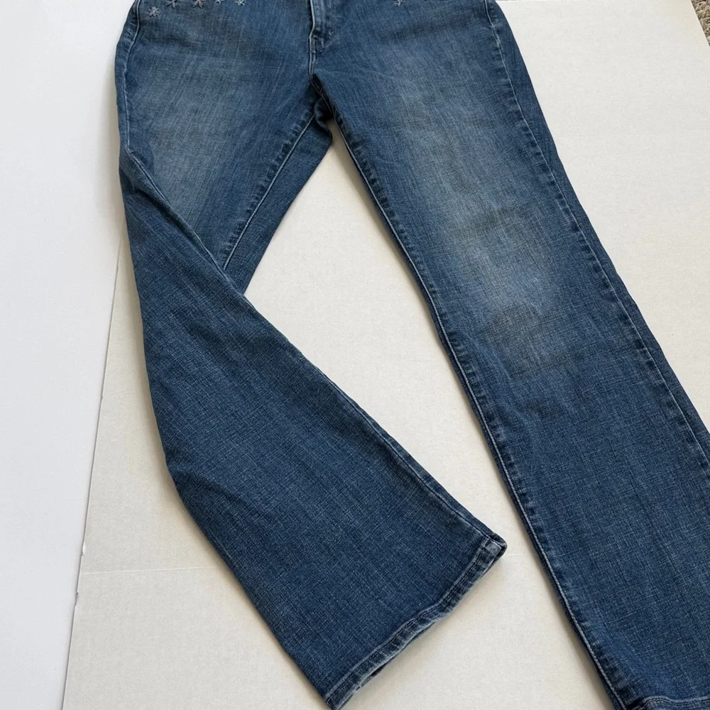 Levis Jeans 505 Straight Style Embroidered Floral Pockets Denim Blue size 30 - Picture 7 of 13